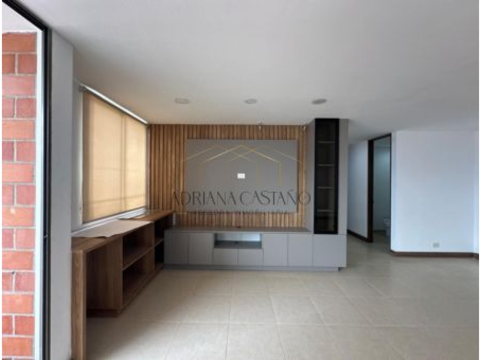 Venta de apartamento en sector San Diego, parcialmente remodelado — foto 5