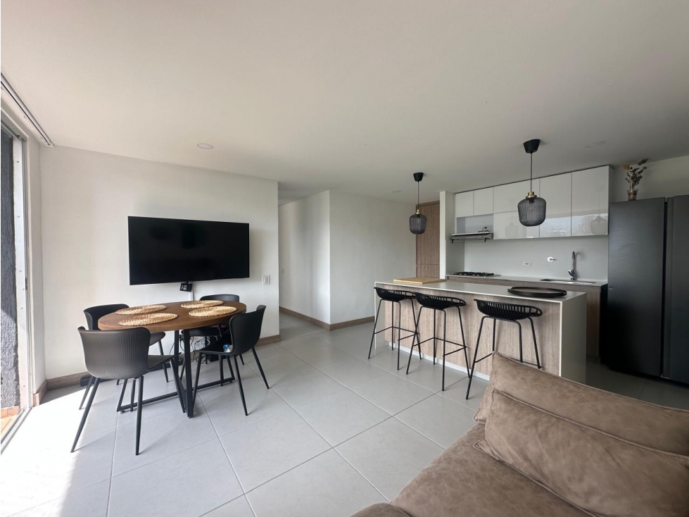 Venta de apartamento muy nuevo en Sabaneta, sector pan de azucar — foto 2