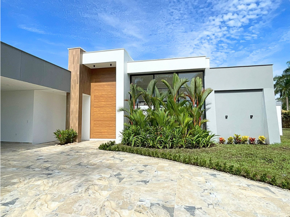 BRO venta de casa NUEVA en condominio campestre Barú - 1