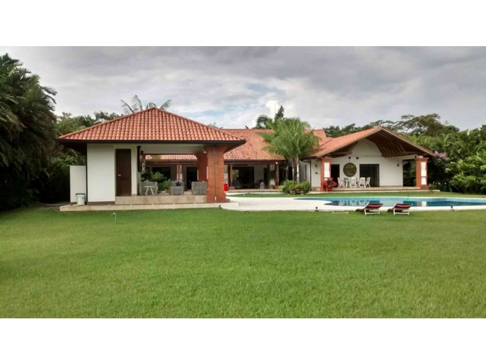 SIR Casa en Venta Condominio Hacienda La Primavera - 2
