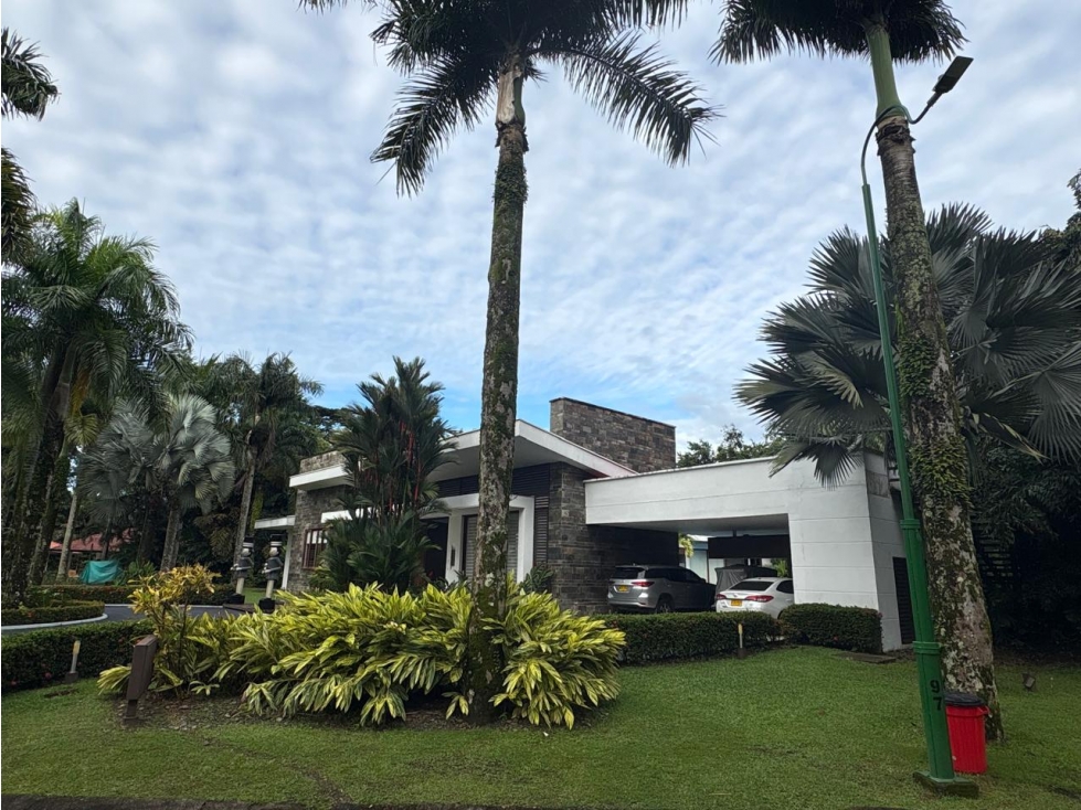 SIR En Venta Casa Campestre en Condominio Hacienda La Primavera - 2