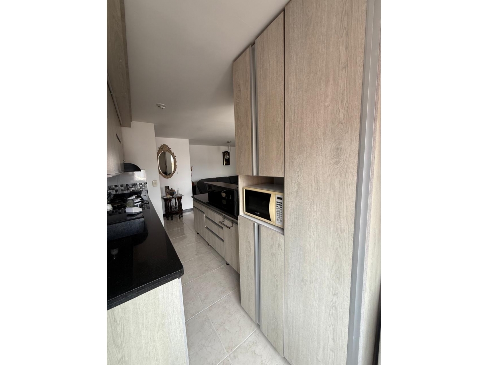 Apartamento en venta loma de los Bernal — foto 3