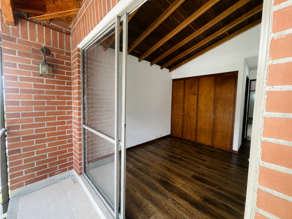 CASA EN VENTA EN SAN LUCAS - POBLADO (M) - 2