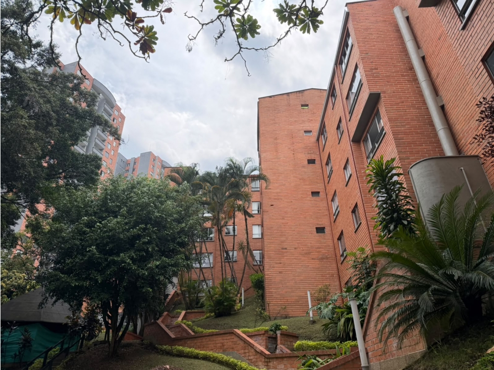 apartamento en venta poblado sector transversal inferior (A)
