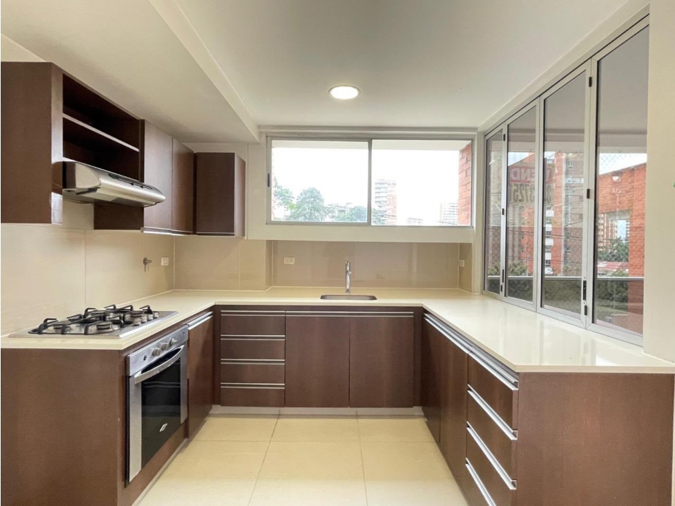 apartamento en venta poblado sector los parra (A)