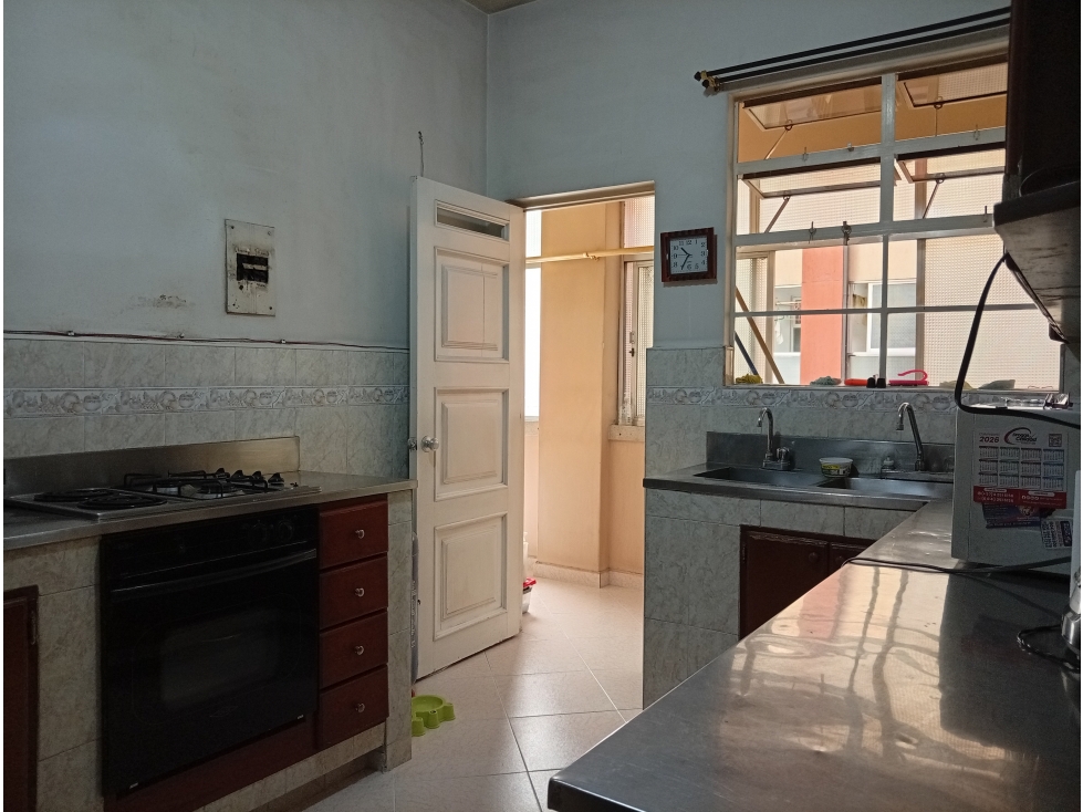 Amplio Apartamento en Venta en El Centro De Medellín — foto 4