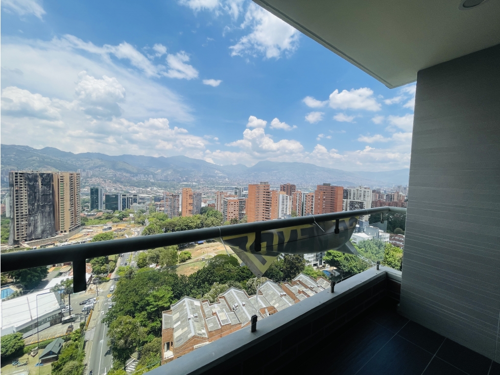 Apartamento para la venta en Poblado, sector Los Balsos — foto 2