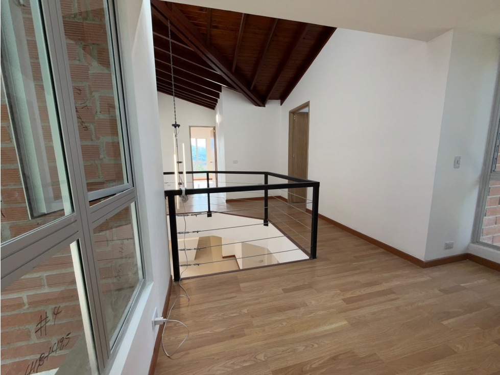 apartamento en venta sector los parra (A)