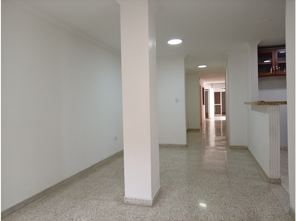 Amplio Apartamento En Venta en Ferrini cerca a la Av 80 — foto 2