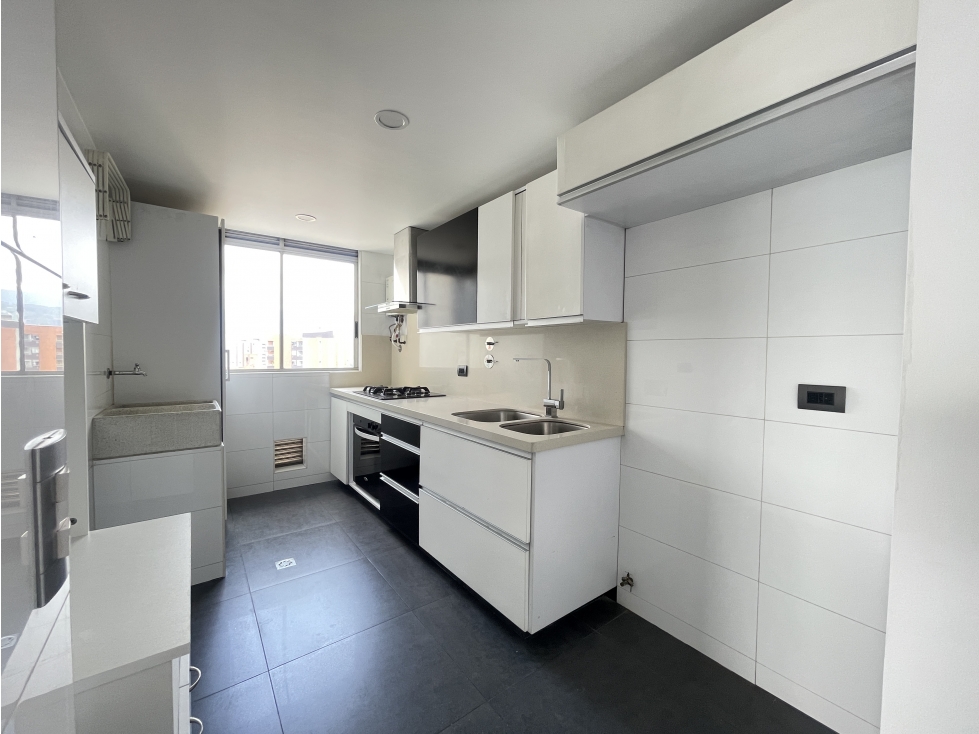 Apartamento para la venta en Poblado, sector Los Balsos — foto 6