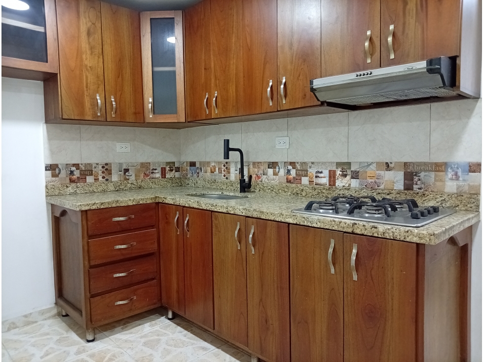 Amplio Apartamento En Venta en Ferrini cerca a la Av 80 — foto 4