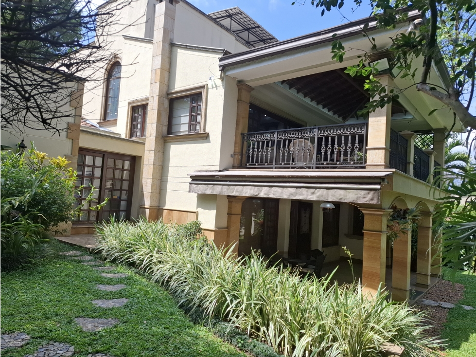 VENTA CASA TRANSVERSAL INFERIOR POBLADO — foto 4