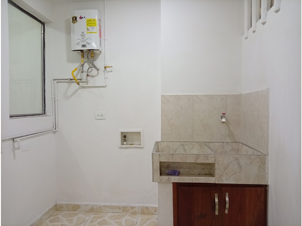Amplio Apartamento En Venta en Ferrini cerca a la Av 80 — foto 6