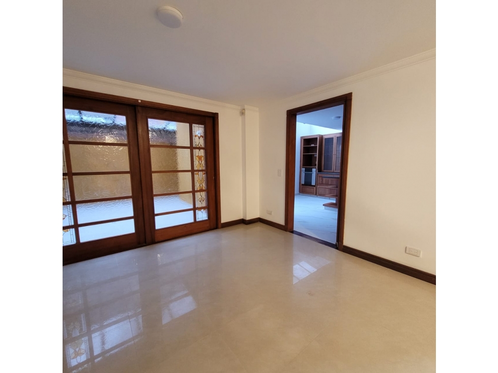 Amplia Casa Familiar en Chia- Venta o Arrendamiento — foto 4