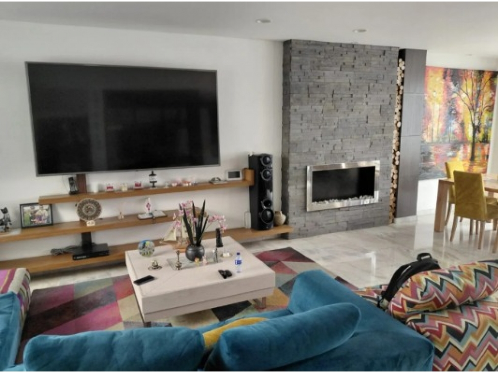 VENTA DE GRAN CASA EN MODELIA