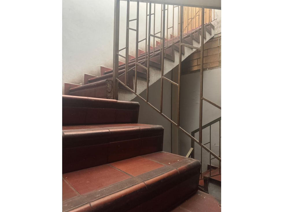 VENTA DE GRAN CASA EN TABORA — foto 2