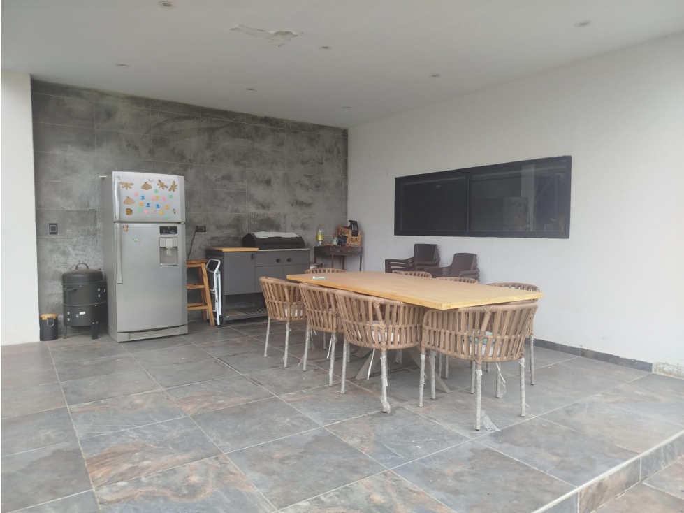 VENTA DE ESPECTACULAR CASA EN COTA — foto 2