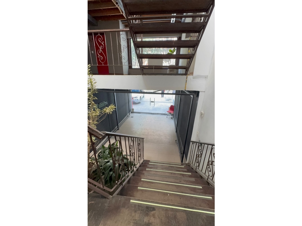 VENTA O ARRIENDO LOCAL CERCANO CENTRO COMERCIAL ANDINO