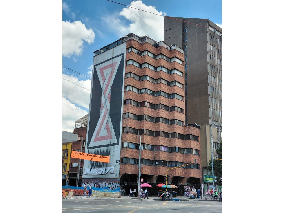 VENTA EDIFICIO CARCAS