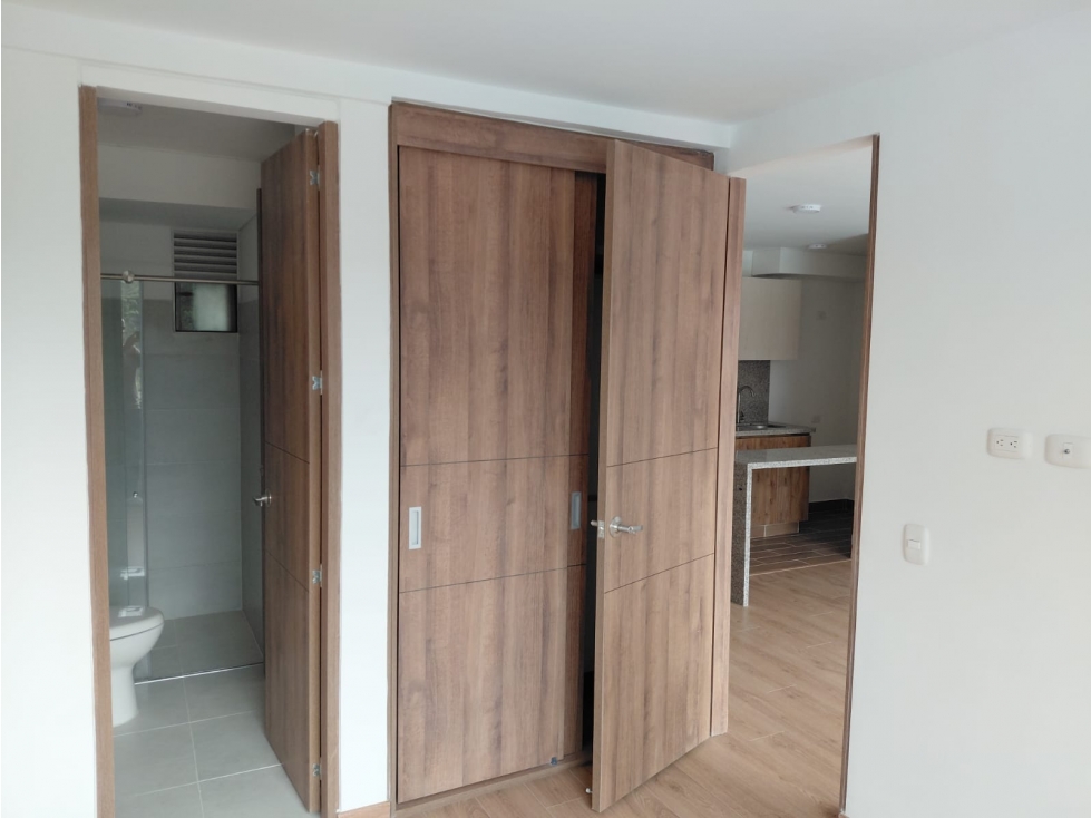 ARRIENDO FANTASTICO APARTAMENTO FONTANAR — foto 3