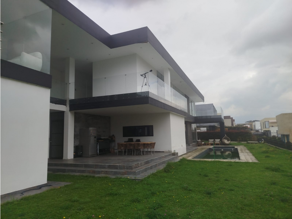 VENTA DE ESPECTACULAR CASA EN COTA — foto 3