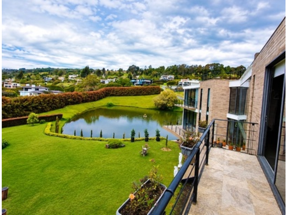ARRIENDO DE GRAN CASA YERBABONITA SOPO — foto 4