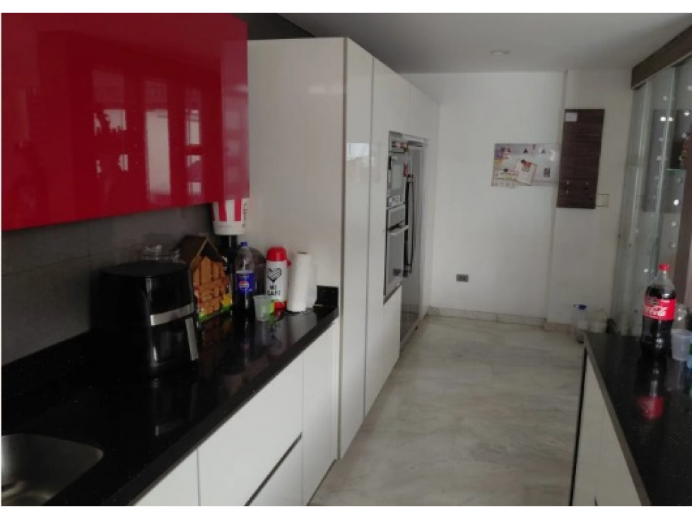 VENTA DE GRAN CASA EN MODELIA — foto 5