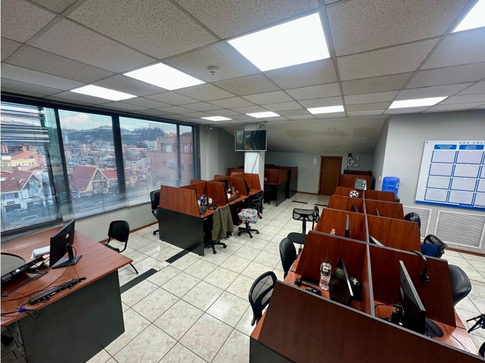 EDIFICIO CORPORATIVO EN ARRIENDO | CUENCA - 1