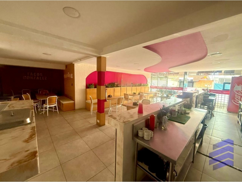 LOCAL COMERCIAL EN RENTA EN CUENCA | 300 M² | EXCELENTE UBICACIÓN — foto 4