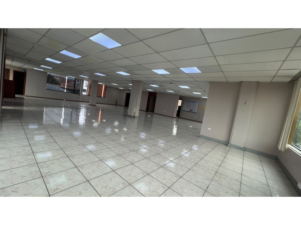 PLANTA CORPORATIVA EN RENTA | TERCERA PLANTA | REMIGIO CRESPO — foto 4