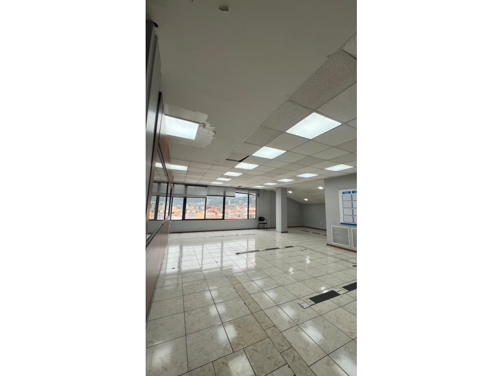 PLANTA CORPORATIVA EN RENTA | CUENCA — foto 4