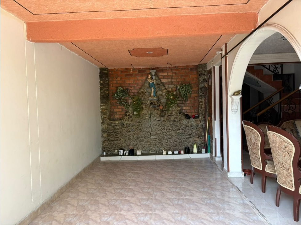 Casa en venta de dos pisos en Palmira — foto 3