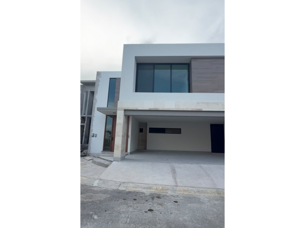 VENTA CASA LOS NOGALES, CARRETERA NACIONAL — foto 4