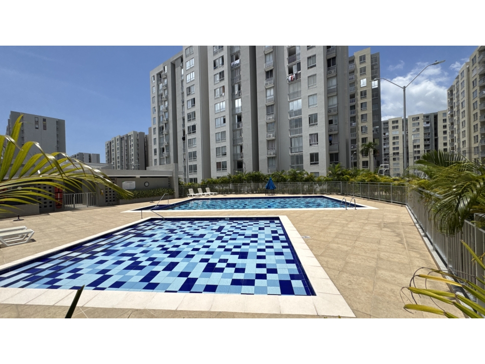 Apto casi nuevo en CR Celeste Parque Heredia-Cartagena — foto 2
