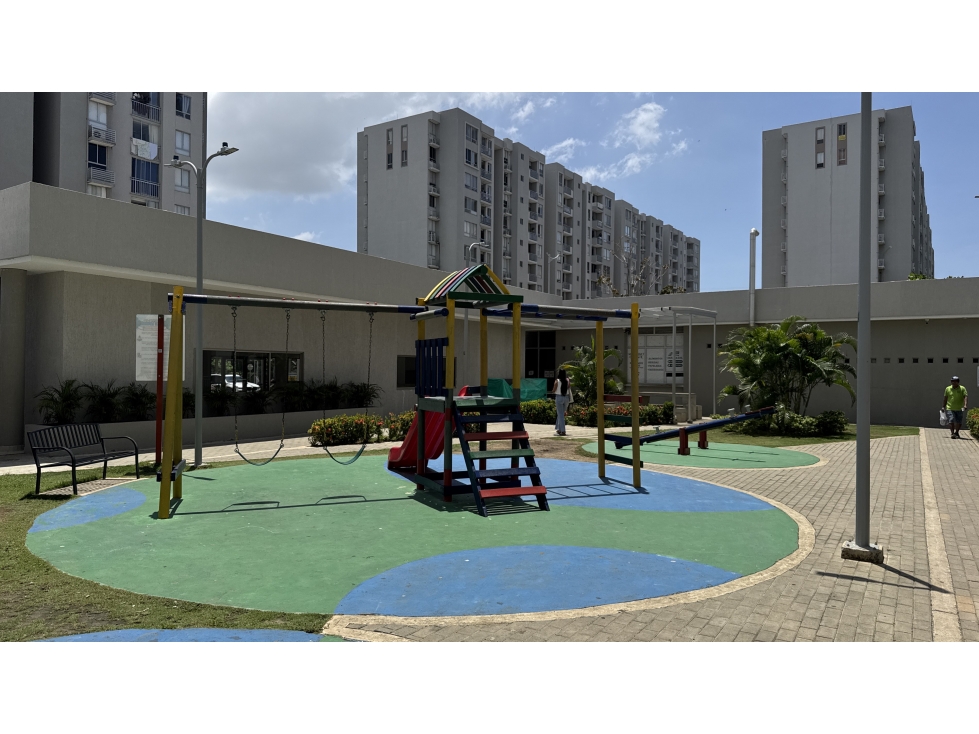 Apto casi nuevo en CR Celeste Parque Heredia-Cartagena — foto 4