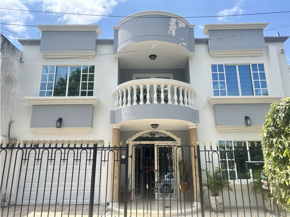 CASA HERMOSISIMA EN ALAMEDA LA VICTORIA