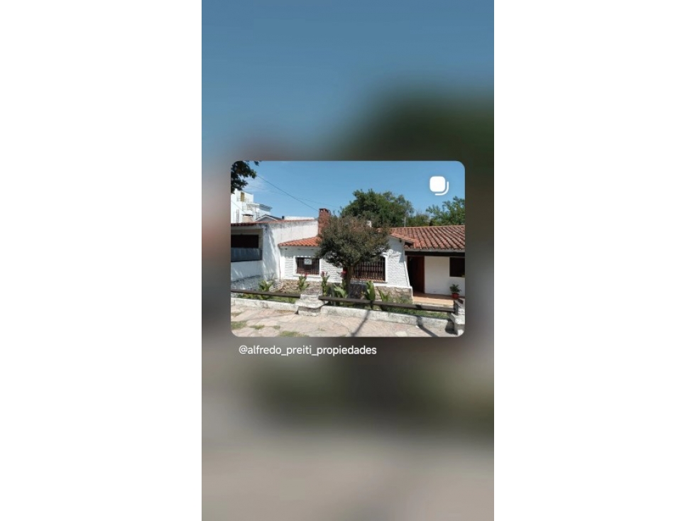 CASA EN VENTA A RECICLAR ZONA CENTRO