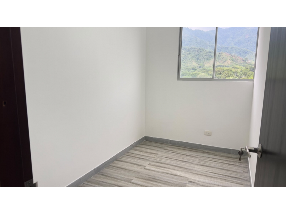 EN VENTA APARTAMENTO ECONOMICO EN EL SECTOR DE MONTECARLO — foto 5