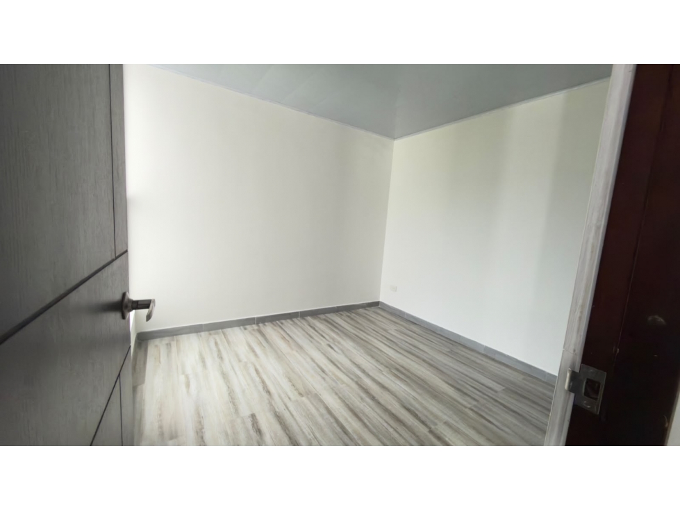 EN VENTA APARTAMENTO ECONOMICO EN EL SECTOR DE MONTECARLO — foto 6