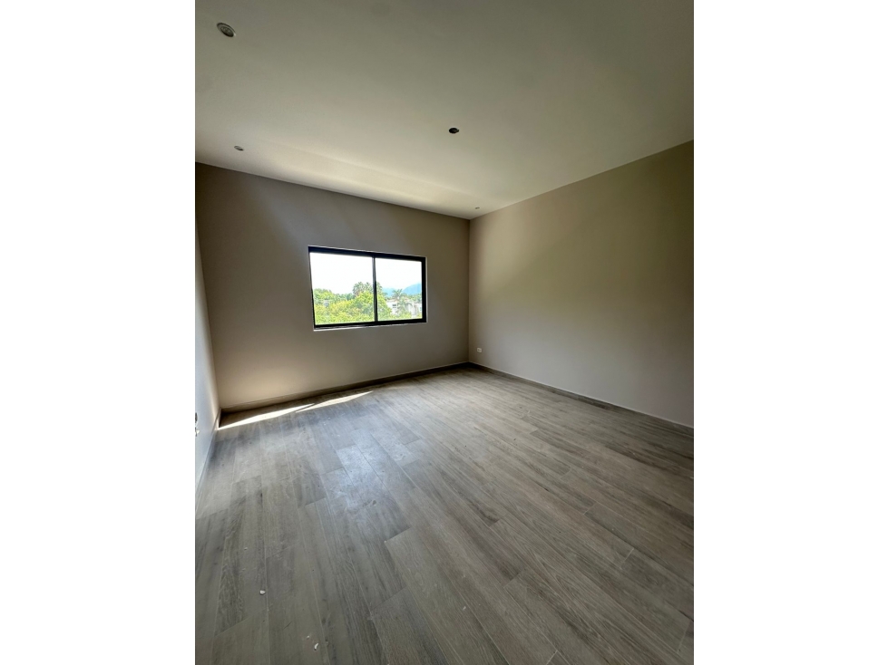 RESIDENCIA PEDREGAL DE LA MONTAÑA VENTA — foto 3