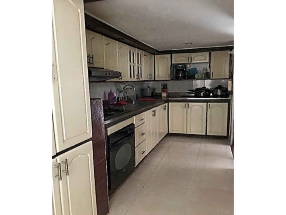 CASA EN VENTA DE DOS PISOS - SECTOR MARAYA, PEREIRA — foto 3