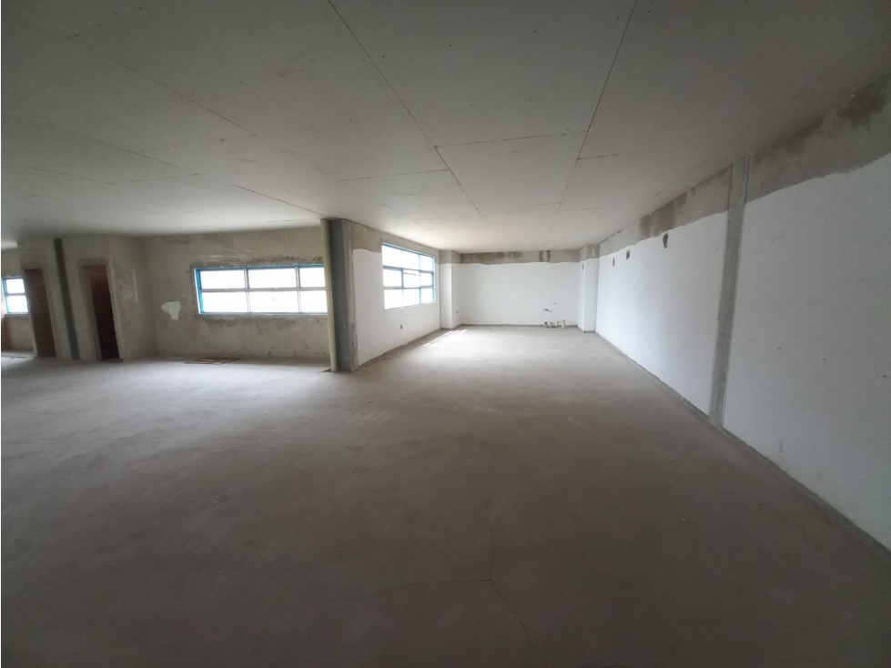 Local comercial en San Vicente — foto 3