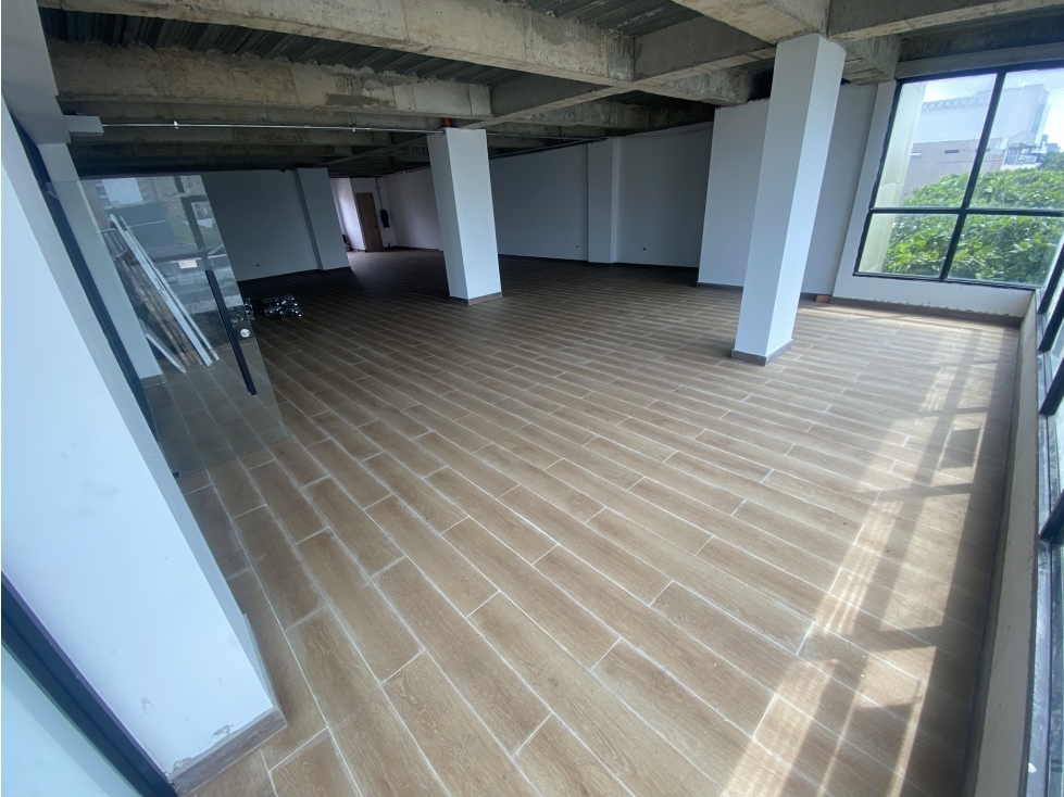 Local Comercial En Arrriendo Barrio el Poblado