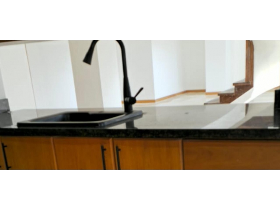 VENDO PENTHOUSE LAURELES — foto 5