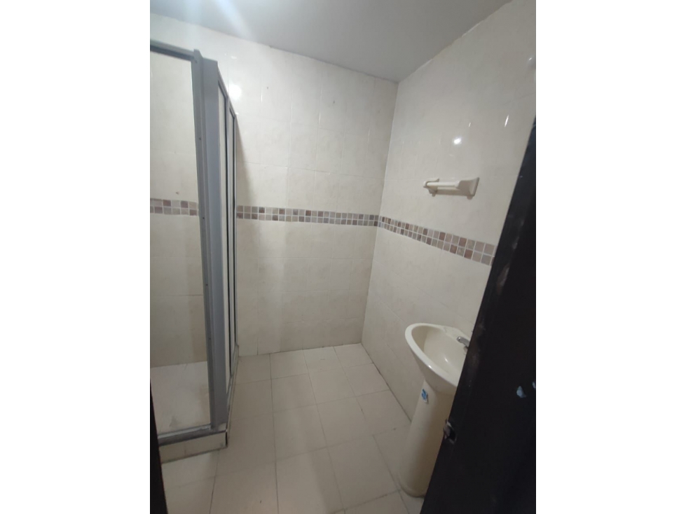 ARRIENDO CASA COMERCIAL SECTOR 30 DE AGOSTO, PEREIRA — foto 4