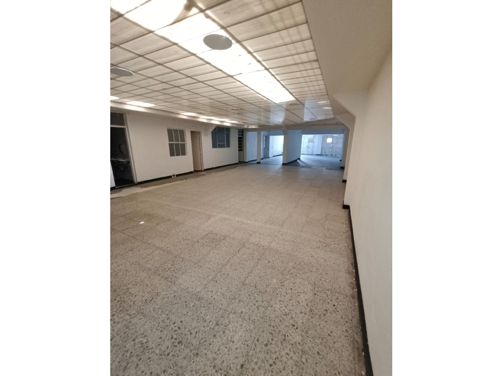 VENTA CASA COMERCIAL ORQUIDEAS (MG) — foto 4