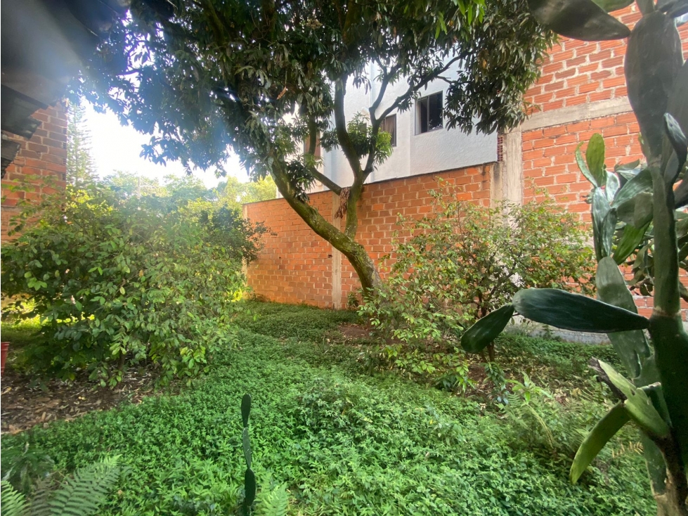CASA LOTE ENVIGADO SECTOR HOSPITAL — foto 4