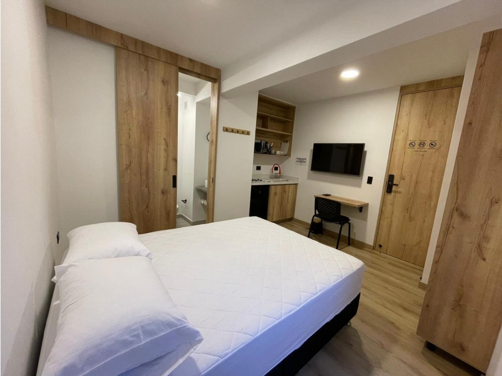 VENTA APARTAMENTO LAURELES CONVERTIDO EN TRES SUITES DE RENTA CORTA — foto 2