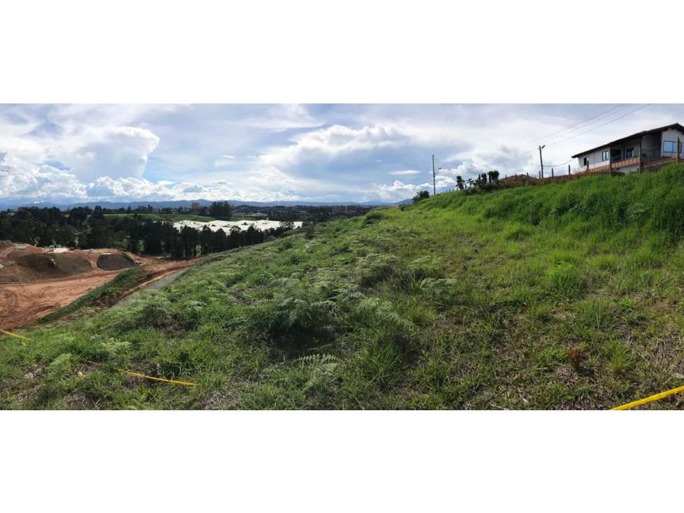 LOTE EN UNIDAD CERRADA EN RIONEGRO CERCA AL CLUB LA MACARENA — foto 2