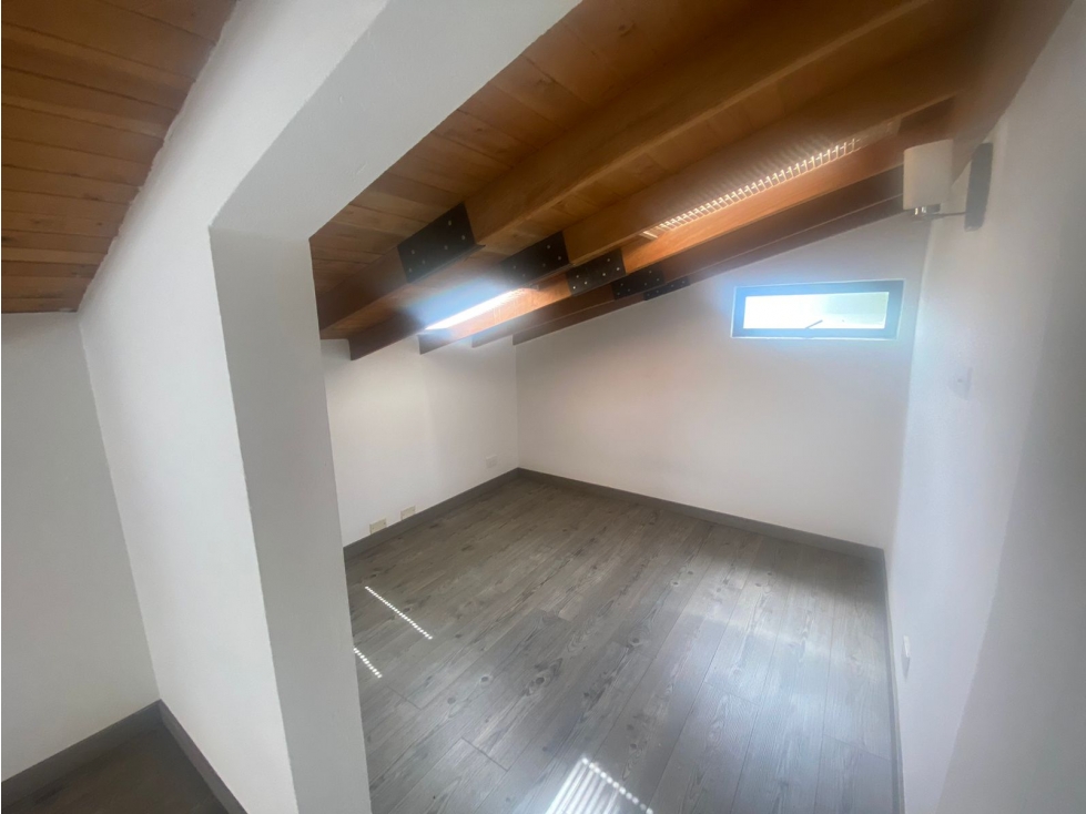 CASA LA CEJA UNIDAD CERRADA SECTOR SAN CAYETANO — foto 4